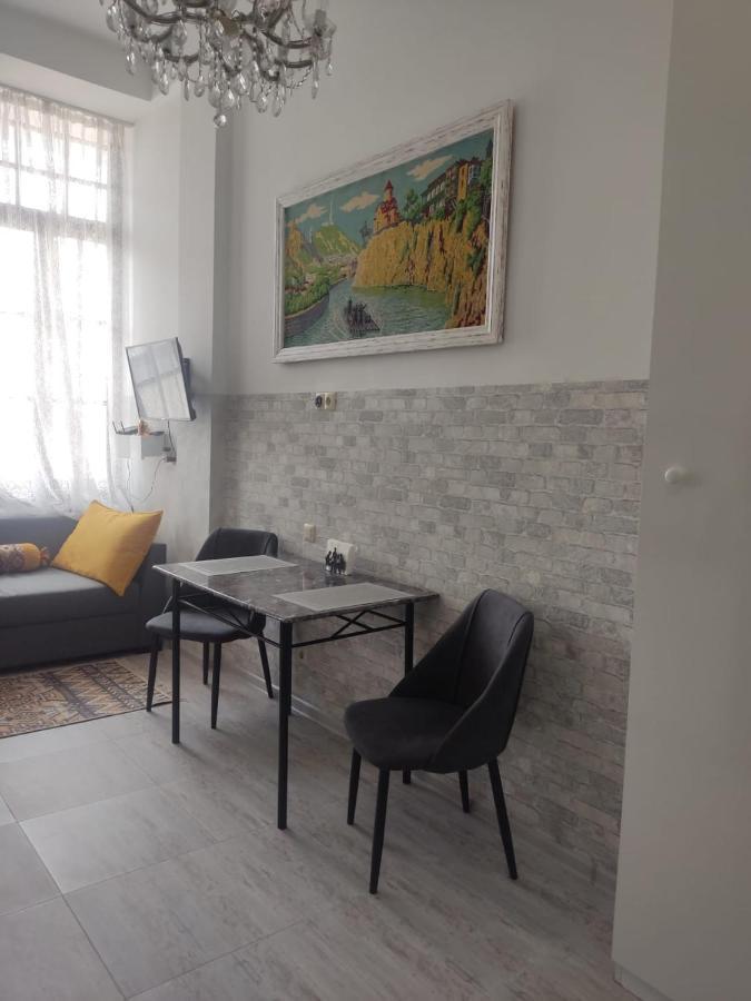 Ahmashenebeliapart Tbilisi Exteriér fotografie